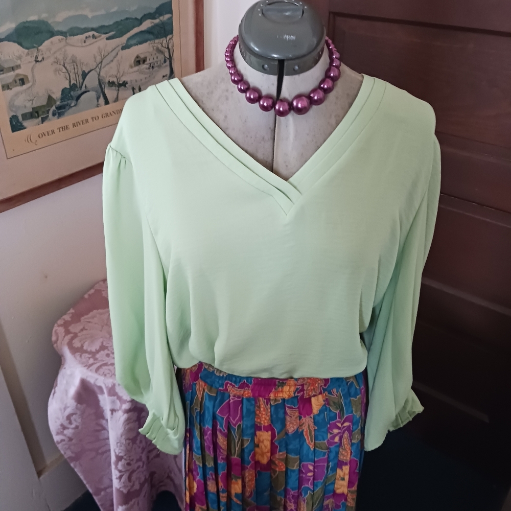 NWOT Worthington Light Green Blouse, Size XXL, Polyester